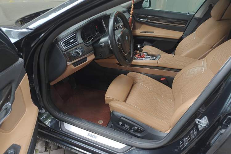 Used BMW 7 Series 2013 740Li Leading Model Driver Seat