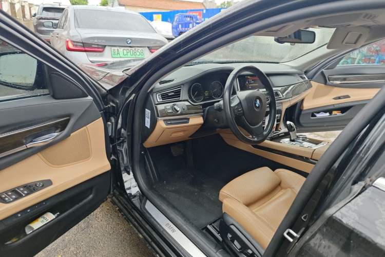 Used BMW 7 Series 2013 740Li Leading Model Driver Seat