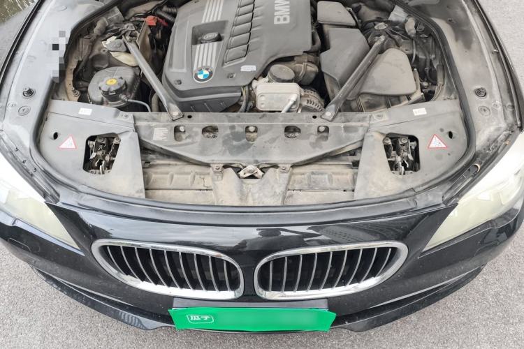 Used BMW 7 Series 2013 730Li Leading Model Engine Bay