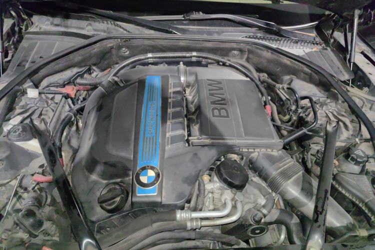 Used BMW 7 Series 2013 740Li Hybrid Edition Engine Bay