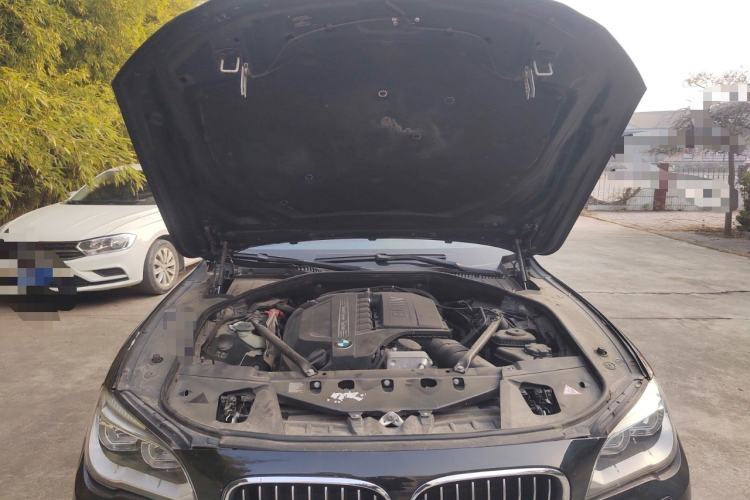 Used BMW 7 Series 2013 740Li xDrive Engine Bay