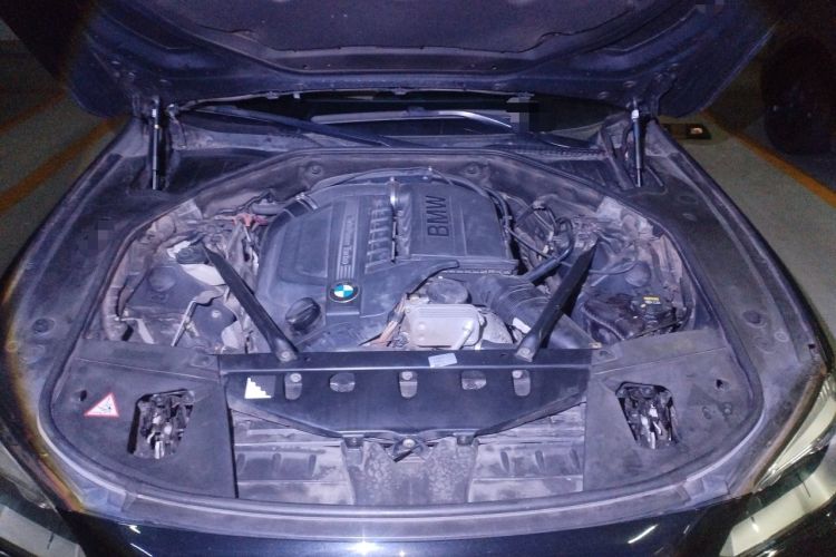 Used BMW 7 Series 2013 740Li Luxury Model Engine Bay
