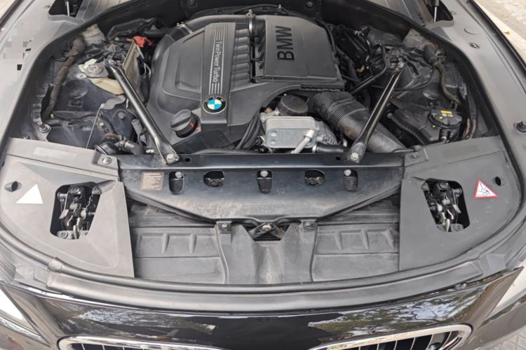 Used BMW 7 Series 2013 740Li Luxury Model Engine Bay