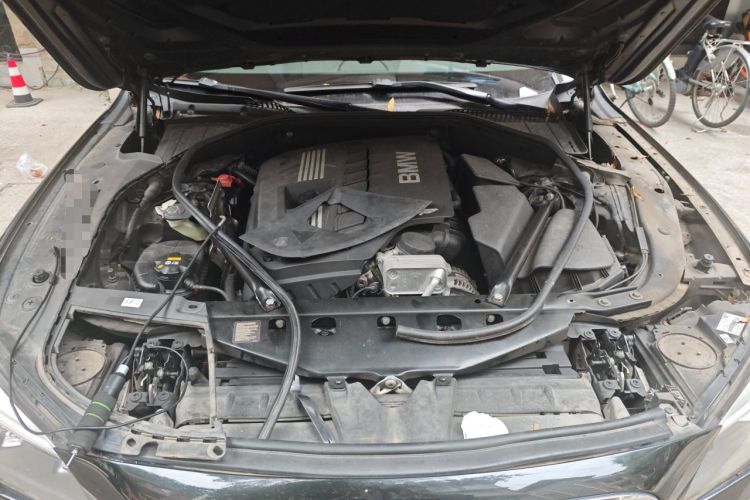 Used BMW 7 Series 2013 730Li Leading Model Engine Bay