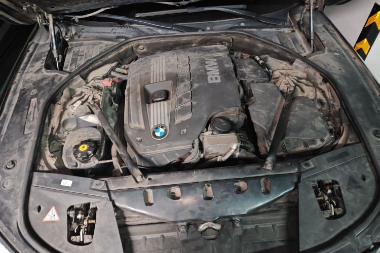 Used BMW 7 Series 2013 730Li Leading Model Engine Bay