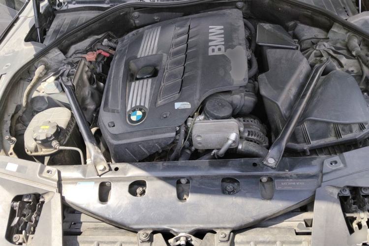 Used BMW 7 Series 2013 730Li Leading Model Engine Bay