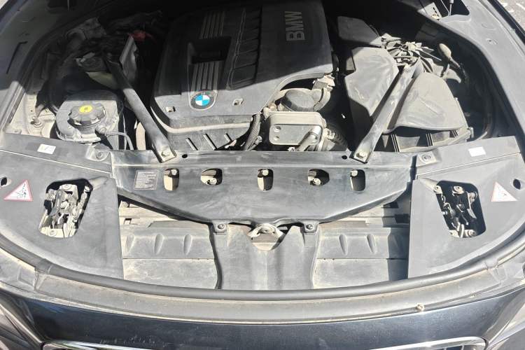 Used BMW 7 Series 2013 730Li Leading Model Engine Bay