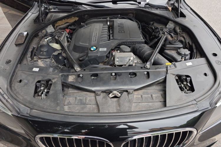 Used BMW 7 Series 2013 740Li xDrive Engine Bay