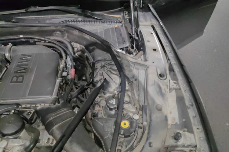 Used BMW 7 Series 2013 740Li Hybrid Edition Engine Bay Left