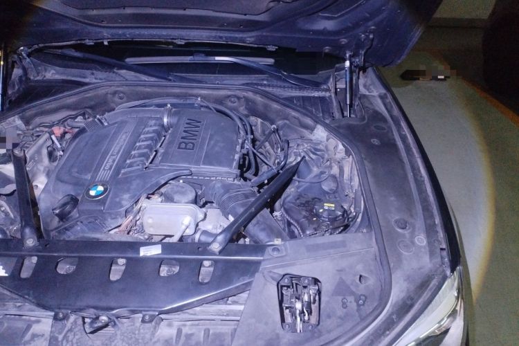 Used BMW 7 Series 2013 740Li Luxury Model Engine Bay Left