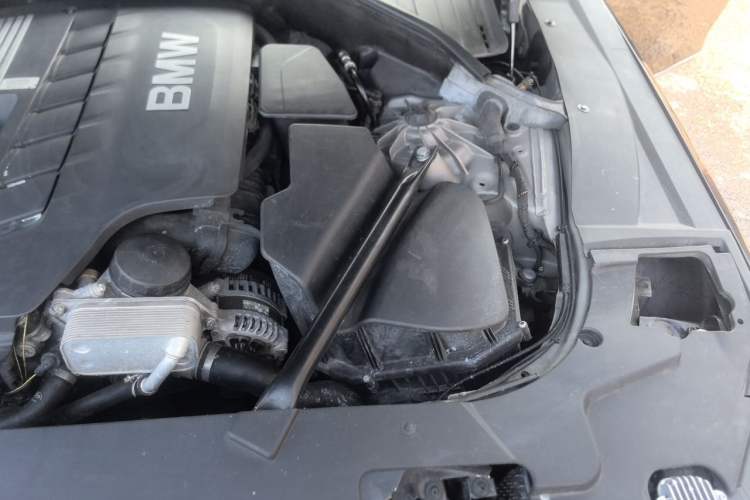 Used BMW 7 Series 2013 730Li Luxury Model Engine Bay Left