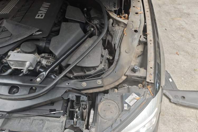 Used BMW 7 Series 2013 730Li Leading Model Engine Bay Left
