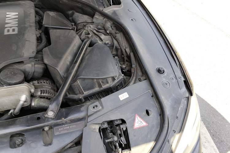 Used BMW 7 Series 2013 730Li Leading Model Engine Bay Left