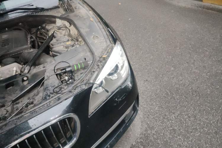 Used BMW 7 Series 2013 740Li xDrive Engine Bay Left