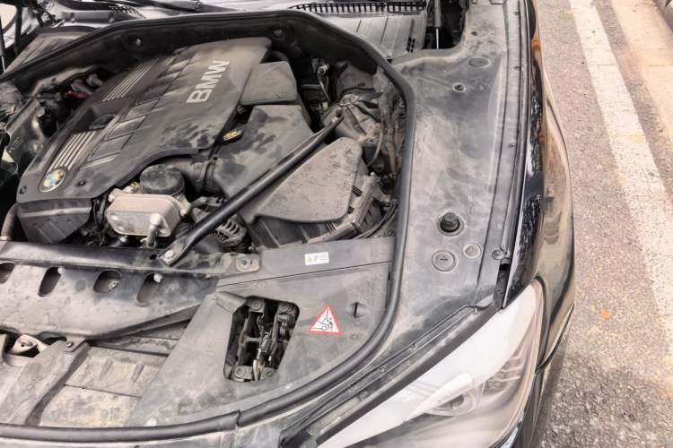 Used BMW 7 Series 2013 730Li Luxury Model Engine Bay Left