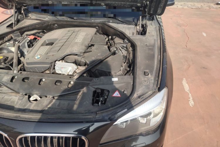 Used BMW 7 Series 2013 730Li Leading Model Engine Bay Left
