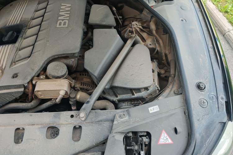 Used BMW 7 Series 2013 730Li Luxury Model Engine Bay Left