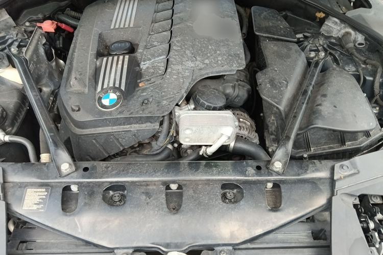 Used BMW 7 Series 2013 730Li Leading Model Engine Bay