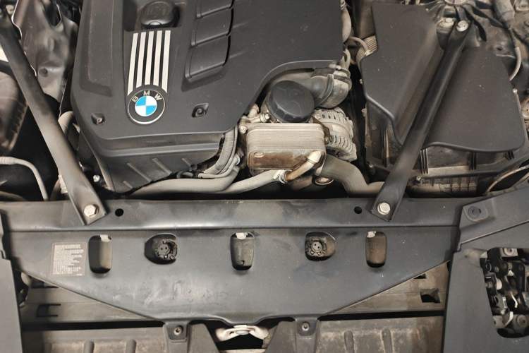 Used BMW 7 Series 2013 730Li Leading Model Engine Bay