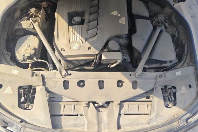 Used BMW 7 Series 2013 730Li Leading Model Engine Bay