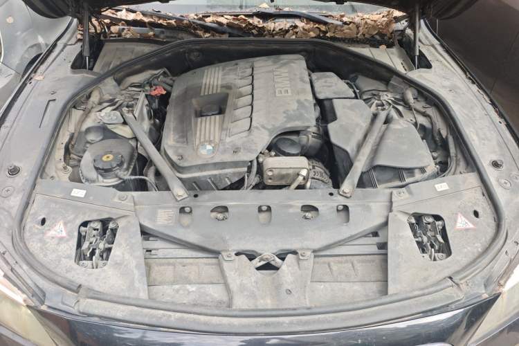Used BMW 7 Series 2013 730Li Leading Model Engine Bay