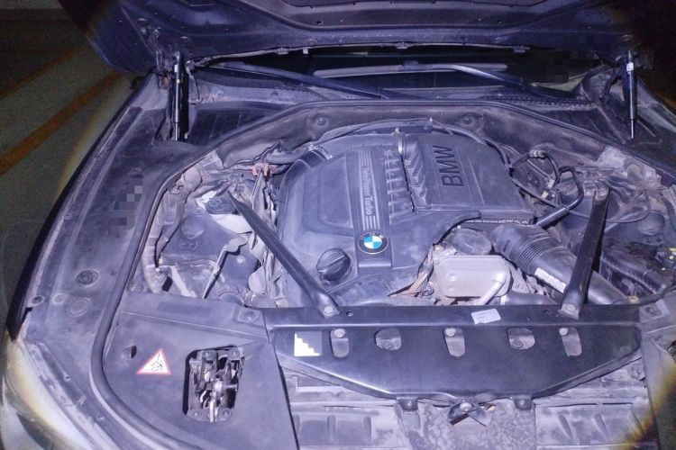 Used BMW 7 Series 2013 740Li Luxury Model Engine Bay Right