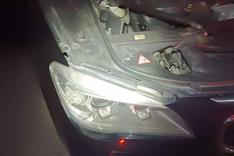 Used BMW 7 Series 2013 740Li Leading Model Engine Bay Right