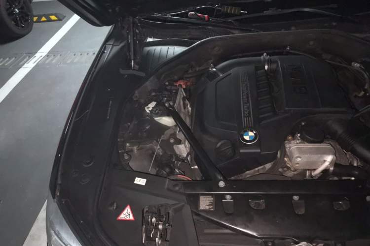 Used BMW 7 Series 2013 740Li Leading Model Engine Bay Right