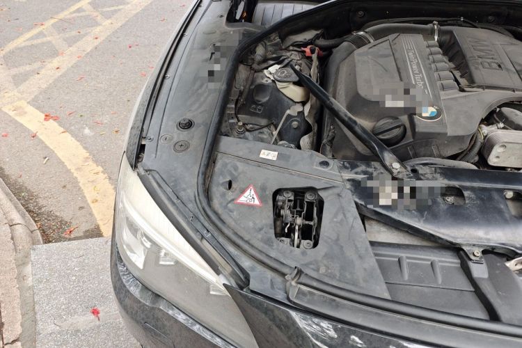 Used BMW 7 Series 2013 740Li Leading Model Engine Bay Right