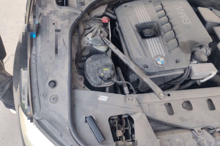 Used BMW 7 Series 2013 730Li Leading Model Engine Bay Right
