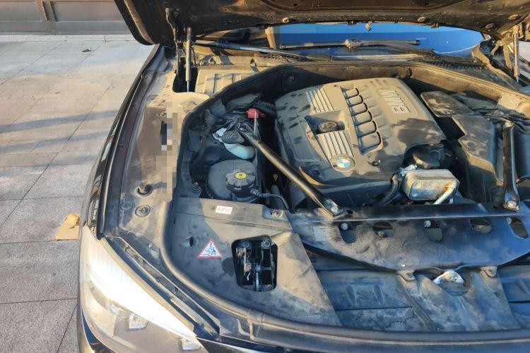Used BMW 7 Series 2013 730Li Leading Model Engine Bay Right