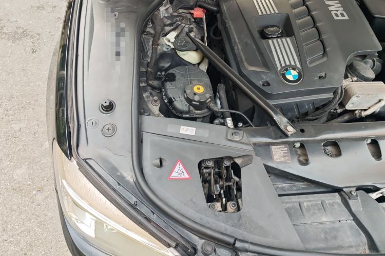 Used BMW 7 Series 2013 730Li Luxury Model Engine Bay Right
