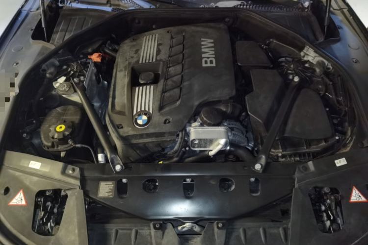 Used BMW 7 Series 2013 730Li Luxury Model Engine Bay