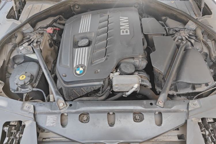 Used BMW 7 Series 2013 730Li Leading Model Engine Bay