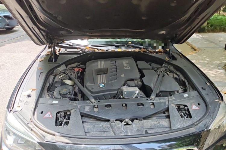 Used BMW 7 Series 2013 730Li Leading Model Engine Bay