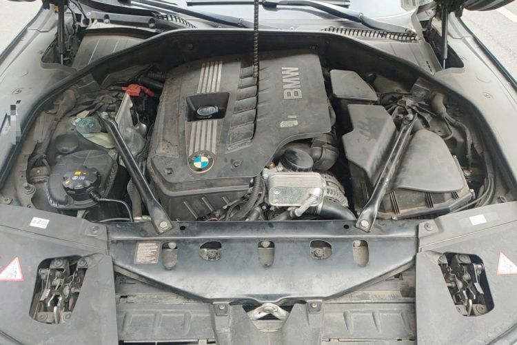 Used BMW 7 Series 2013 730Li Luxury Model Engine Bay