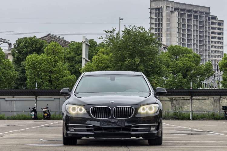 Used BMW 7 Series 2013 730Li Leading Model Exterior 1