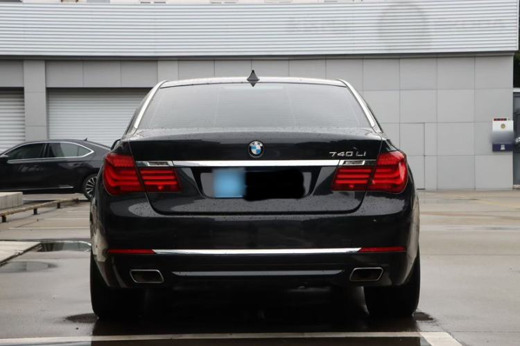 Used BMW 7 Series 2013 740Li Leading Model Exterior 4