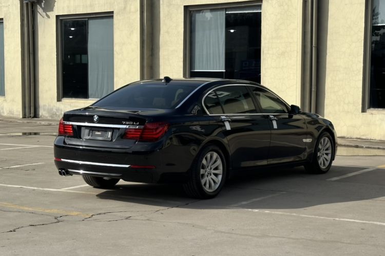 Used BMW 7 Series 2013 730Li Luxury Model Exterior 6