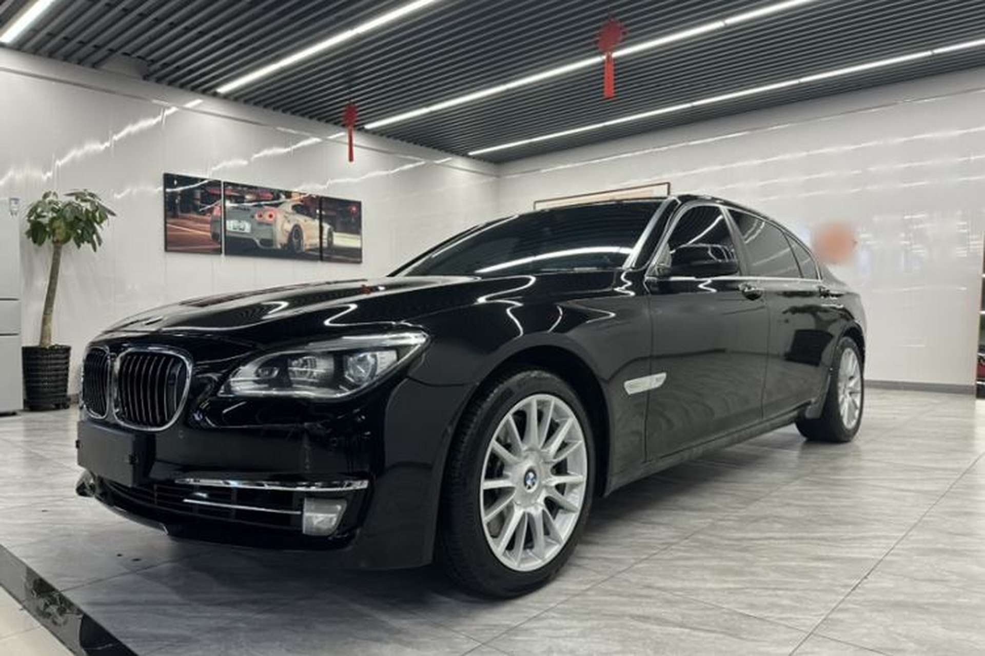 Used BMW 7 Series 2013 760Li Front Left 45 Deg