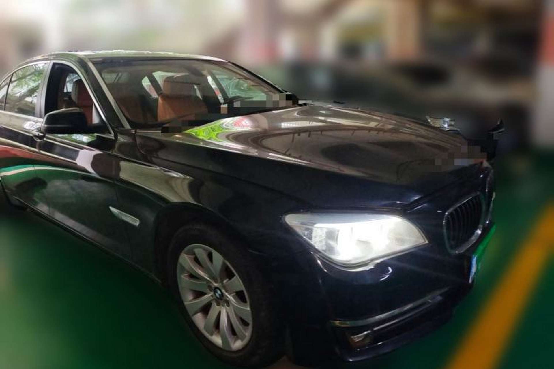 Used BMW 7 Series 2013 730Li Luxury Model Front Right 45 Deg