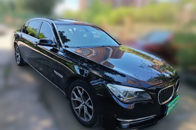 Used BMW 7 Series 2013 730Li Leading Model Front Right 45 Deg