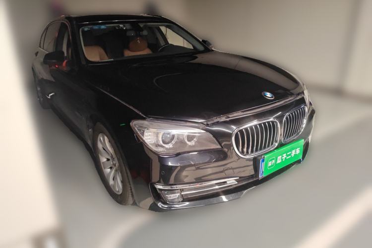 Used BMW 7 Series 2013 730Li Leading Model Front Right 45 Deg