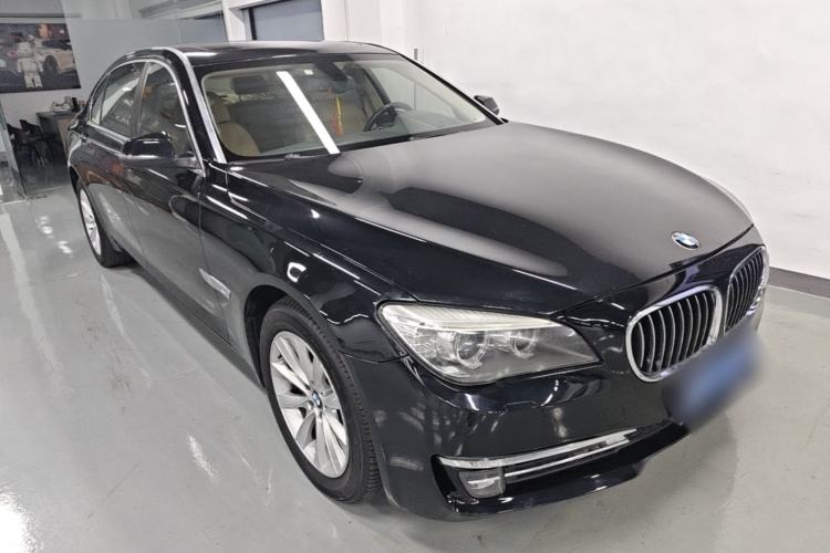Used BMW 7 Series 2013 740Li Leading Model Front Right 45 Deg