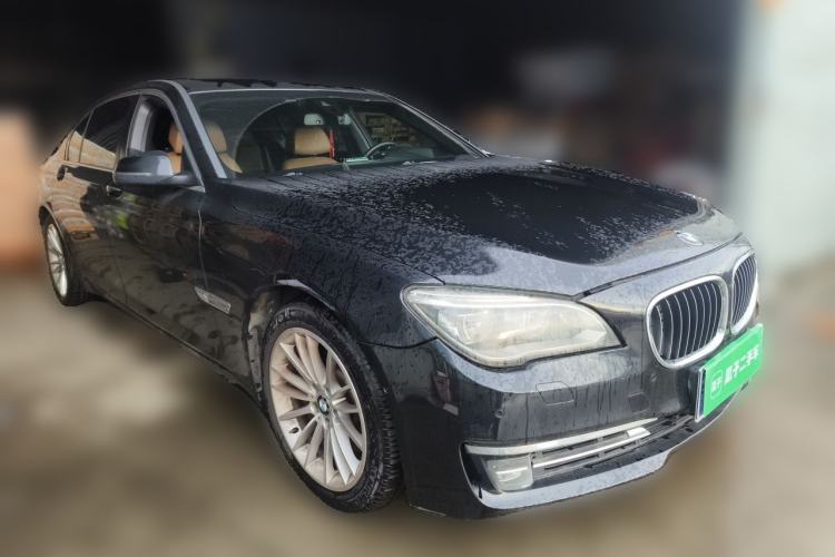 Used BMW 7 Series 2013 750Li xDrive Front Right 45 Deg