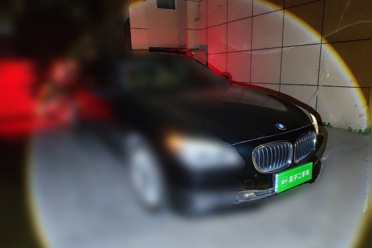 Used BMW 7 Series 2013 740Li Luxury Model Front Right 45 Deg