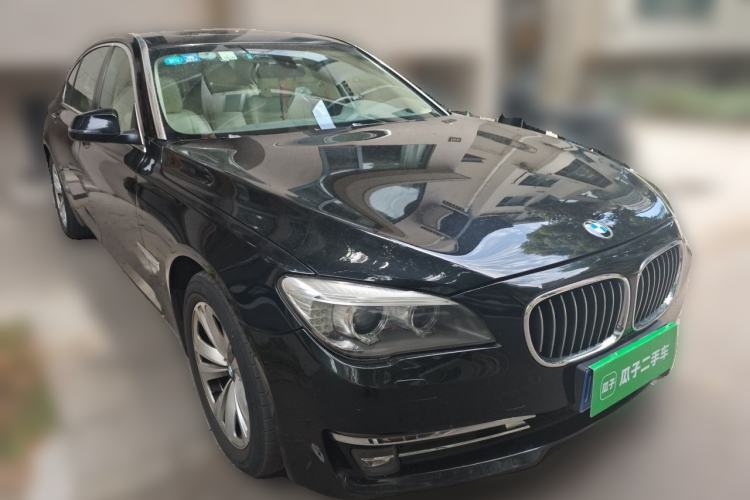 Used BMW 7 Series 2013 730Li Leading Model Front Right 45 Deg