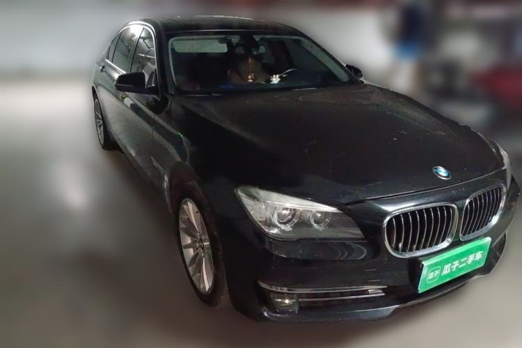 Used BMW 7 Series 2013 740Li Leading Model Front Right 45 Deg