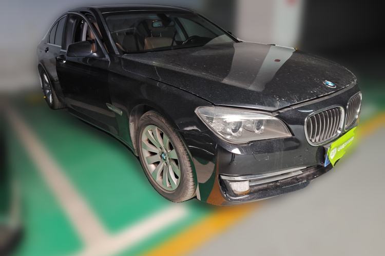 Used BMW 7 Series 2013 730Li Leading Model Front Right 45 Deg