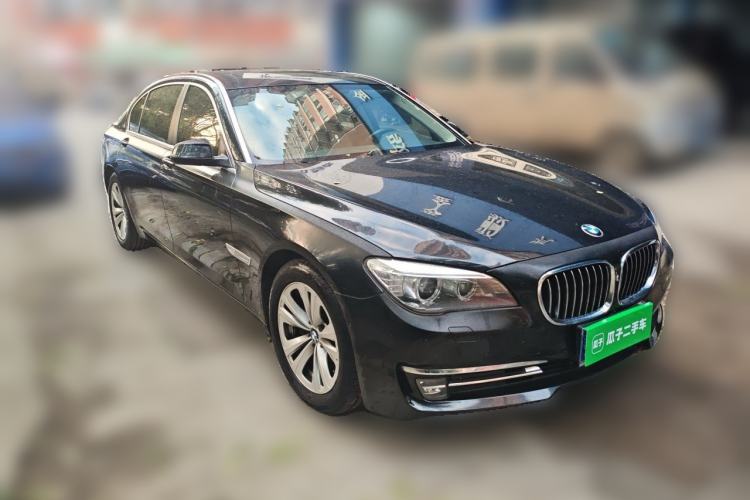 Used BMW 7 Series 2013 730Li Luxury Model Front Right 45 Deg